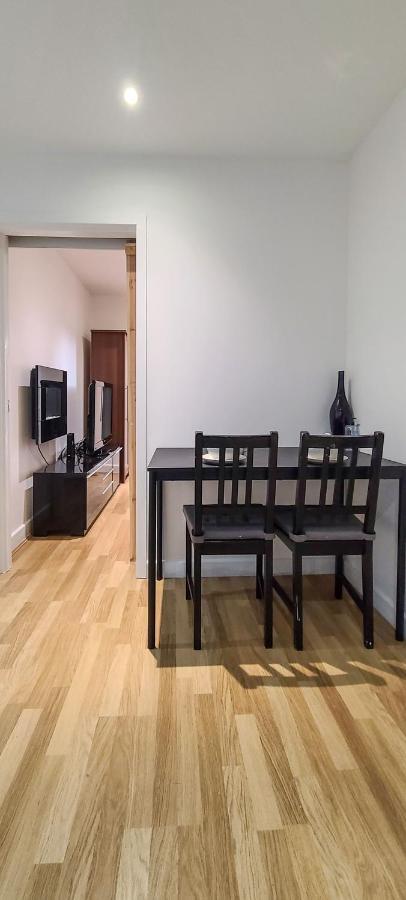 Entire Town Centre 2 Bedroom Apartment Very Close To Beach Bournemouth Eksteriør billede